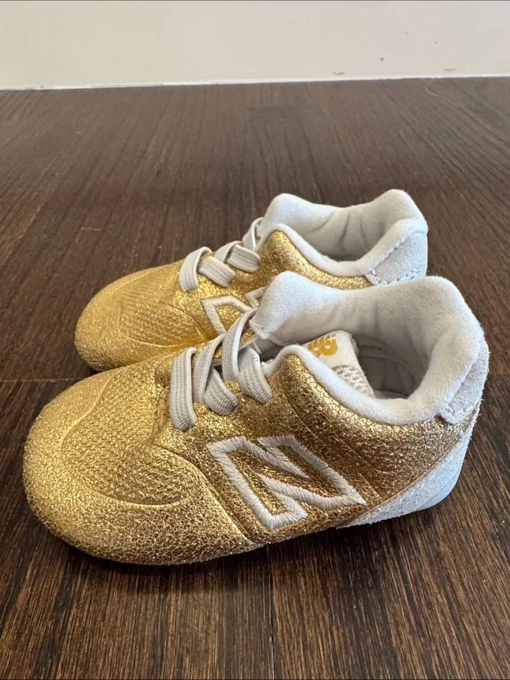 New Balance 574 V1 Crib Sneakers Gold Metallic Baby Size 2 Soft Sole